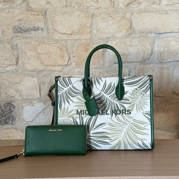 Michael Kors Medium Mirella Palm Tree tote handbag&wallet Green NWT Authentic - Picture 1 of 13